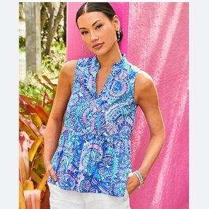 Lilly Pulitzer NWT novella ruffle hem top size small